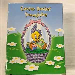 Vintage Easter tweety Snow-globe
